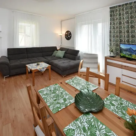 Apartment Zea *