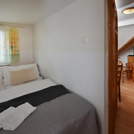 Apartment Zea *