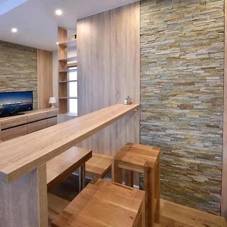 Zea Apartment